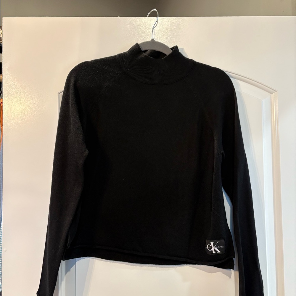 Calvin Klein Women's Black Mock Neck lightweight Sweater